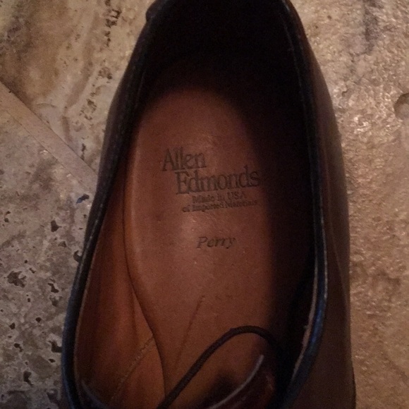 Allen Edmonds- Perry - Picture 4 of 5